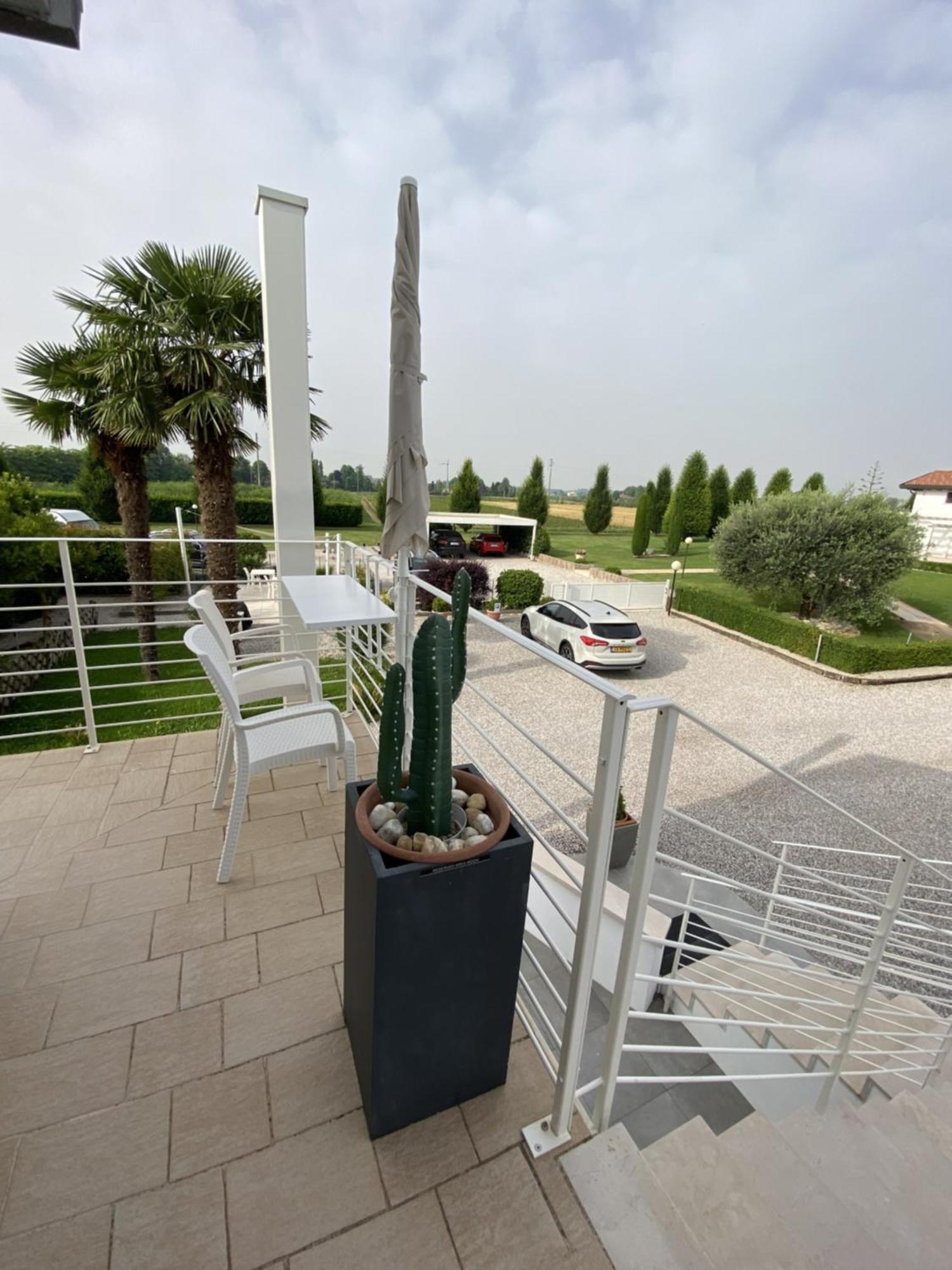 Meridien House Casalserugo Exteriér fotografie